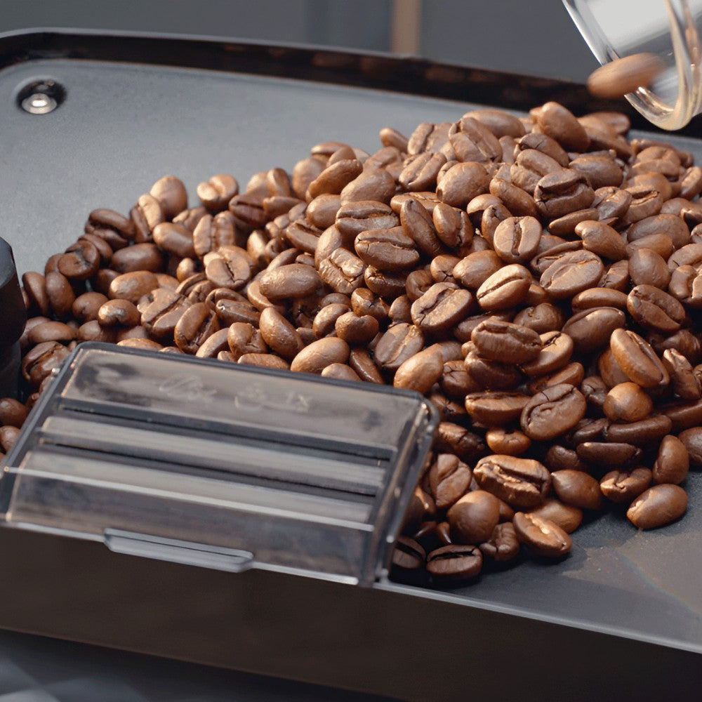 PHILIPS EP5547/90 Serie 5500 LatteGo 19 Kaffeespezialitäten Kaffeevollautomat Schwarz verchromt